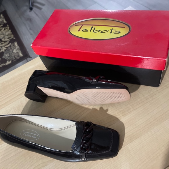Talbots shoes/Classic - Picture 2 of 4